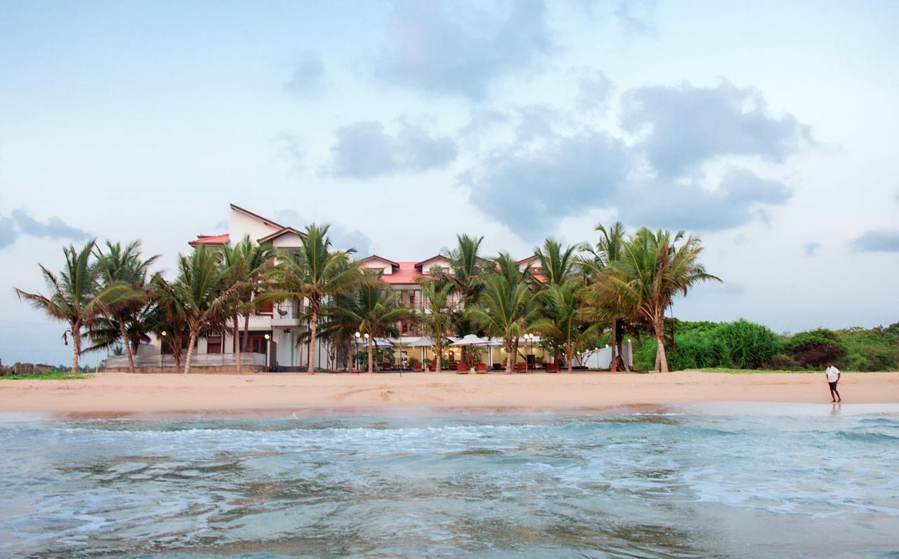 Cardamon Hotel Nilaveli Exterior foto